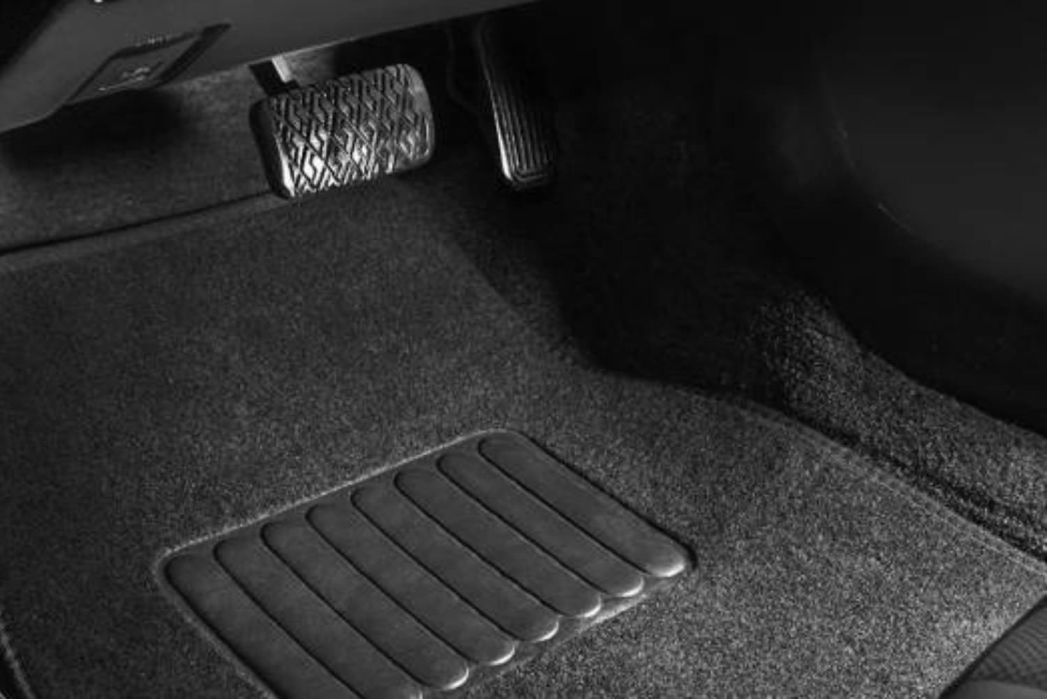 Productos para limpiar las alfombrillas del coche